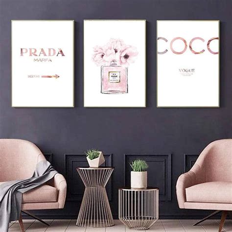 tableau prada avec cadre|Tableau Prada Chanel .